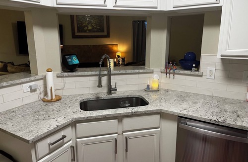 Channelview House | PRIVATE SPACIOUS AND COZY 3-bedroom house in charming Channelview relaxing stays