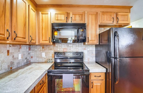Indian Mountain Cabin | Private Wooded Escape w/Scenic Decks in Jefferson