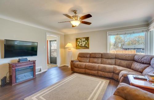 Aberdeen House | Pueblo House by Riverwalk, 2 Miles to Fairgrounds!