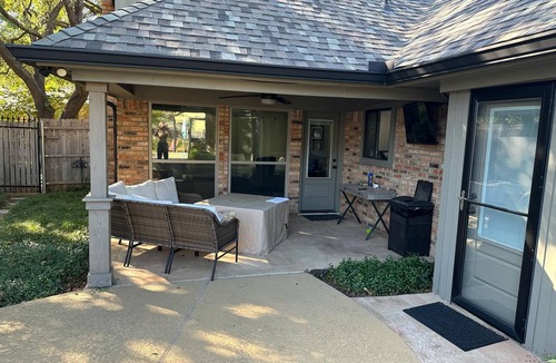 Bedford House | Quaint/QUIET NEIGHBORHOOD- 5 bedroom home with gardens, pool/hot tub.