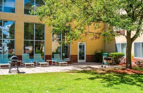 Greeley Hotel | Quality Inn and Conference Center Greeley Downtown