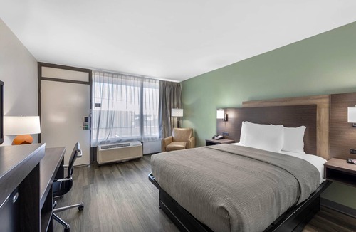 Columbus Hotel | Quality Inn Columbus, MS