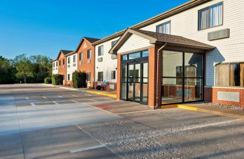 Fairfield Hotel | Quality Inn Fairfield