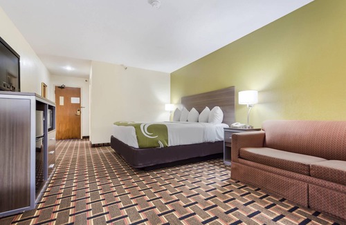 Lincoln Hotel | Quality Inn Lincoln Cornhusker