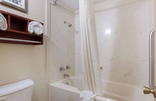 Magnolia Hotel | Quality Inn Magnolia