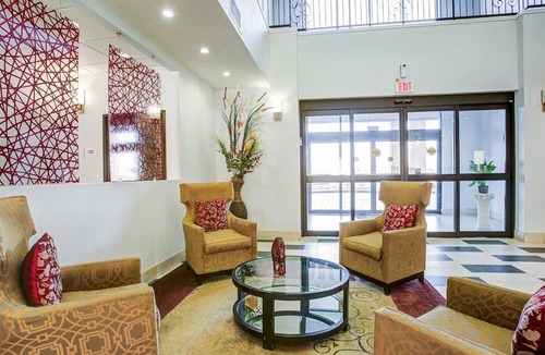 Bryan Hotel | Quality Inn & Suites Bryan