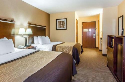 Mount Pleasant Hotel | Quality Inn & Suites Mount Pleasant