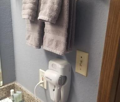 Stillwater Apartment | Queen Bed Hotel Room 129