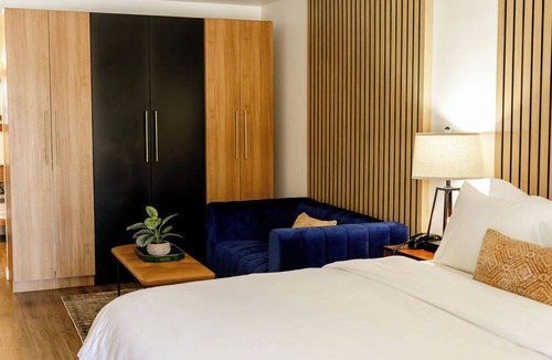 San Angelo Hotel | Queen Mini Suite at Angoria