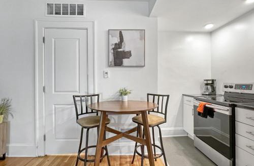 Downtown Des Moines Apartment | Quiet 1 Bed Studio Heart of Downtown