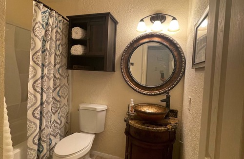 Mesilla Park Apartment | Quiet 1bd/1b with Equestrian Facilities close to Old Town Mesilla