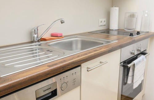Hutteldorf Apartment | Quiet & Comfortable Studio Apartment in Vienna