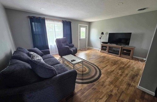 Pawnee County Other | Quiet Country Cottage with access to 396 acres of Audubon native prairie land