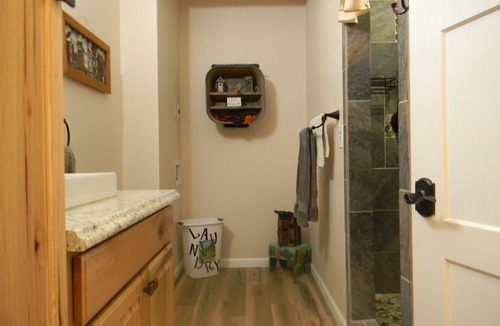 Pottawatomie County Other | Quiet, Cozy, quaint affordable place to stay. 50 minutes east of Oklahoma City