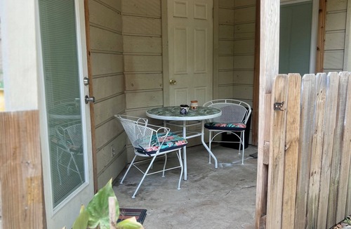 Medical Center District Condo | Quiet, spacious centrally-located condo in gated community