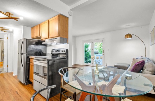 Newlands Apartment | Quiet, Spacious Mapleton Hill Apartment - Walk to Pearl Street - Walk to Hiking