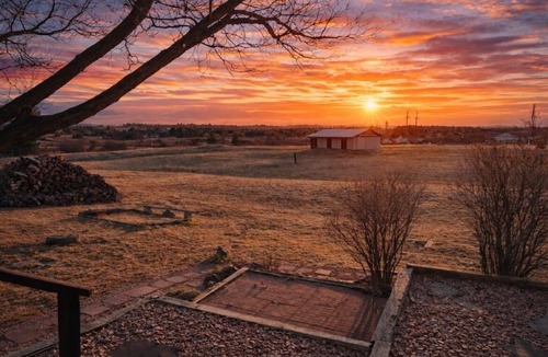 Peyton House | Quite 4-bedroom house on 3.5 acres/minutes from town