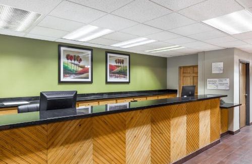Platte City Hotel | Ramada by Wyndham Platte City KCI Airport
