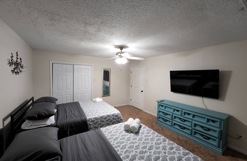 Pilot Point House | Ranch at Lake Ray Roberts - 10 Acres ranch, walk to lake 4 Bed 2 Bath
