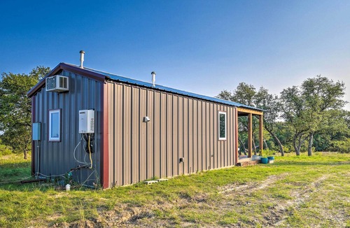 May Cabin | Ranch Living in May ~ 10 Mi to Lake Brownwood!