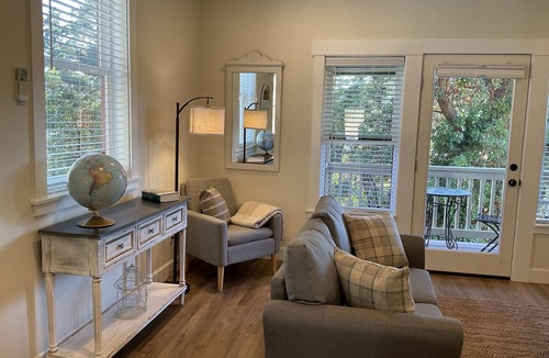 Eastsound House | Recently built Townhouse in Eastsound, walk everywhere!