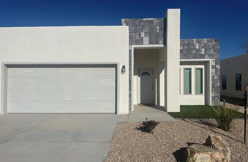 Las Cruces House | Red Hawk Gold Course. Spacious 4-bedroom house in charming Las Cruces with AC