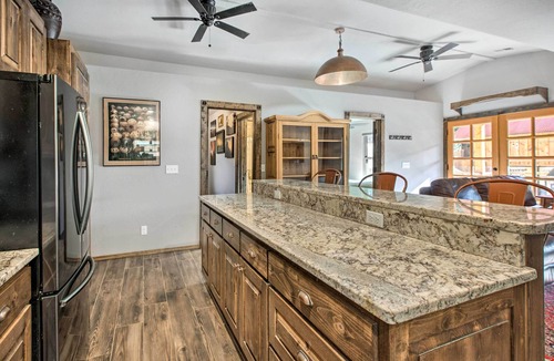 Red River Cabin | Red River Summer Cabin w/Fire Pit & Mtn Views