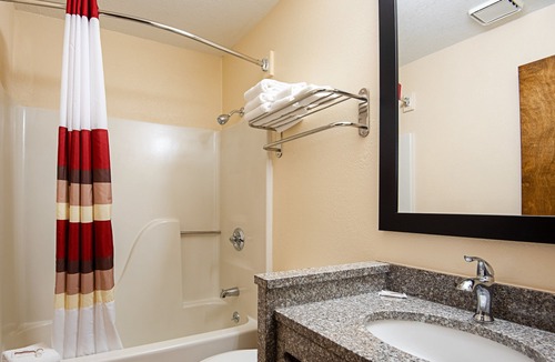 Cameron Hotel | Red Roof Inn Cameron