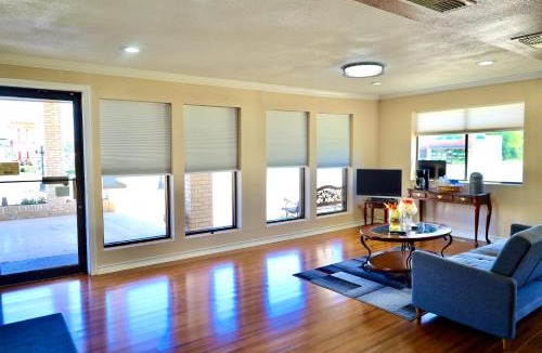 Gladewater Hotel | Regency Inn & Suites