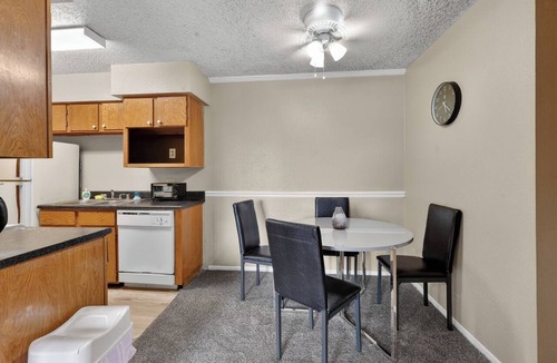 Lubbock Apartment | Relax in this spacious 2BR apartment
