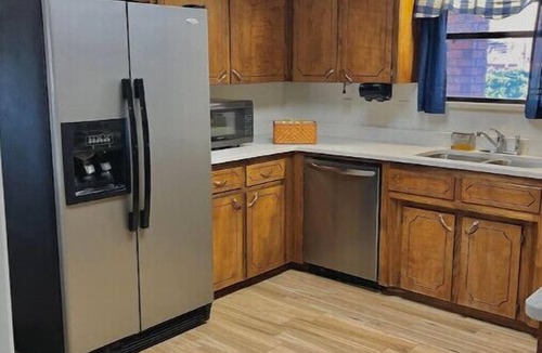 Alamogordo House | Relaxing 3 bedroom 2 bath, Home Away From Home
