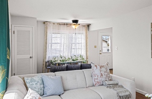 Decatur House | Relaxing 4BR Home Perfect for Families & Work Stays