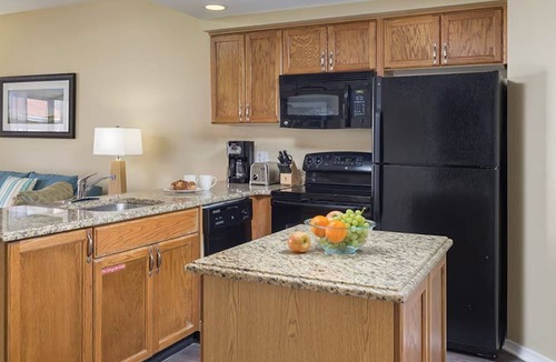 Table Rock Resort | Relaxing Branson Getaway with Pools & Spacious 2BR Vacation Suite