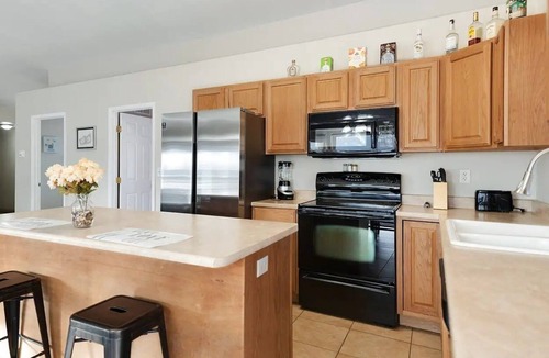 Pueblo House | Relaxing Private Getaway in Beautiful Pueblo!