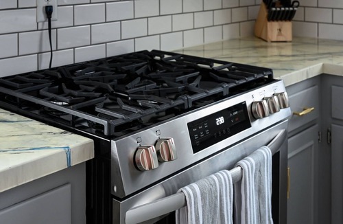 Grandview House | Relaxing Space for Families & Friends — Sleeps 10 + Pet-Friendly