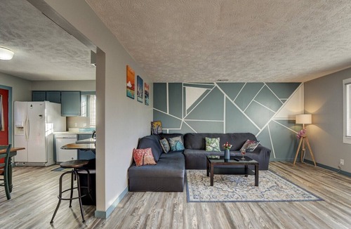 Pottawattamie County House | ☯ Remodeled Duplex Minutes to Downtown & Riverside