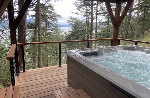 Eastsound House | Renovated, dog-friendly home with hot tub, fire pit and sound views