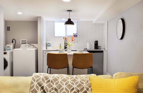 Renton House | Renton DT 1BR Suite WS 95| Near Landing &Sea-Tac