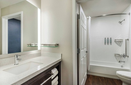 Aurora Hotel | Residence Inn by Marriott Denver Airport at Gateway Park