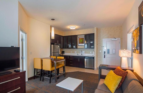 Denton Hotel | Residence Inn by Marriott Denton