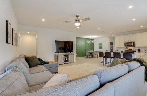 Barker House | Resort Perks & Private Yard: Brookshire Retreat