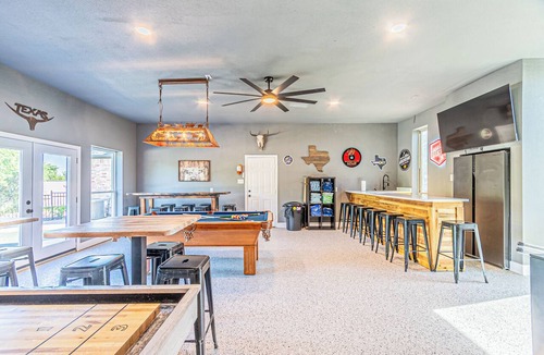 Midlothian House | Retreat Mountain Peak | A Retreat DFW Experience