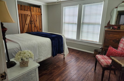 Wood County House | Return to the easy life at this quaint farm close to venues, lakes, and more!