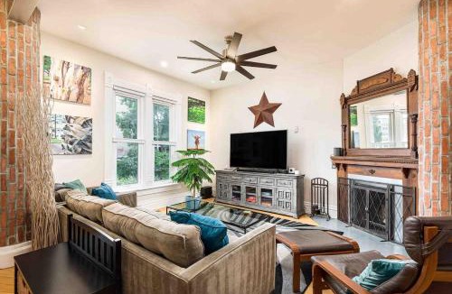 Curtis Park House | RiNo Artist Home with Speakeasy