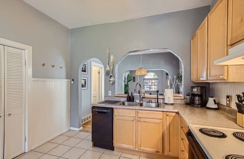 Cole House | RiNo Charmer, 2bd Family Home, Ev Charger