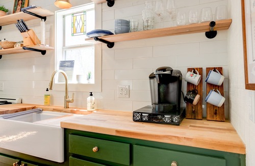 Summit Cottage | Riverfront Cottage - Get Away from It All!