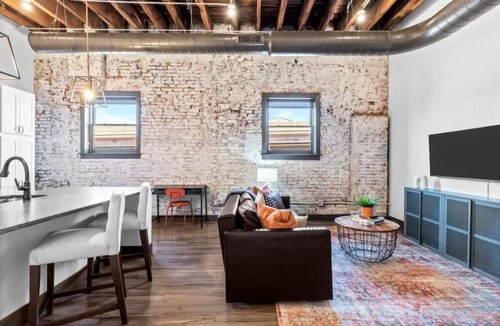 Downtown St. Louis Apartment | Riverfront Loft/Arch/Convention Center/Casino