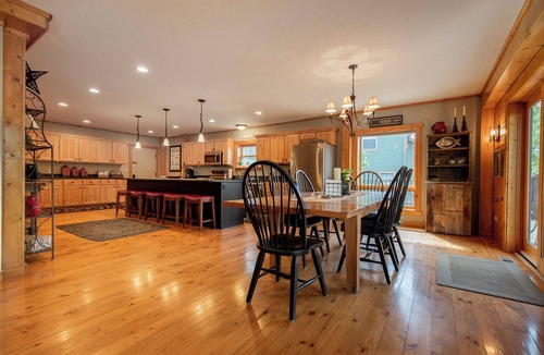 Absarokee Cabin | Riverfront Log Cabin on the Stillwater River – Absarokee, MT; Fishing & Hunting