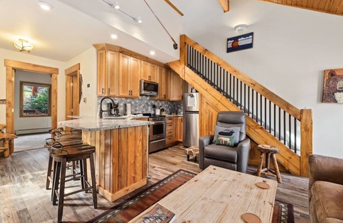 Fall River Estates Condo | Riverfront Sanctuary Private Hot Tub Close to RMNP