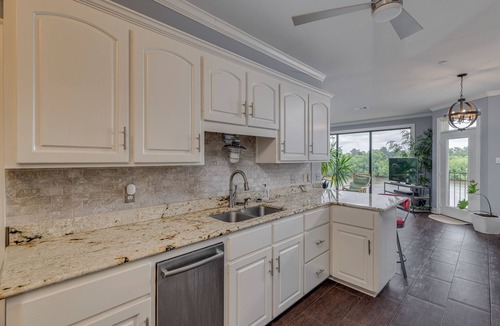 West Monroe Condo | Riverside Condo in downtown West Monroe